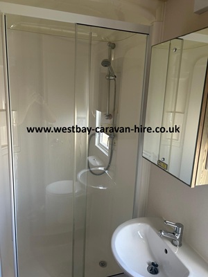 Elan 3 bathroom 2